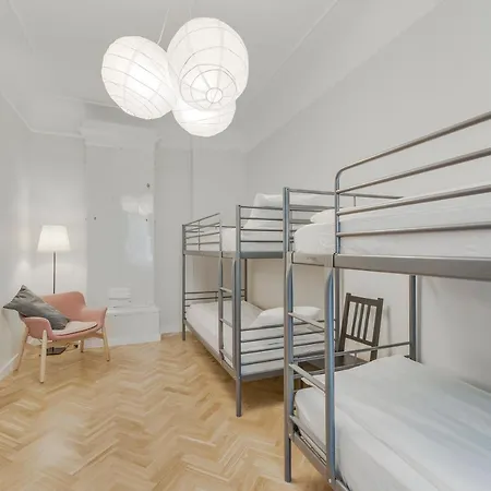 Foodie Paradise! Elegant In City Center; Sleeps 12, 110sqm 3br 2bath * Riga