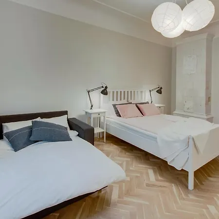 Foodie Paradise! Elegant In City Center; Sleeps 12, 110sqm 3br 2bath Riga